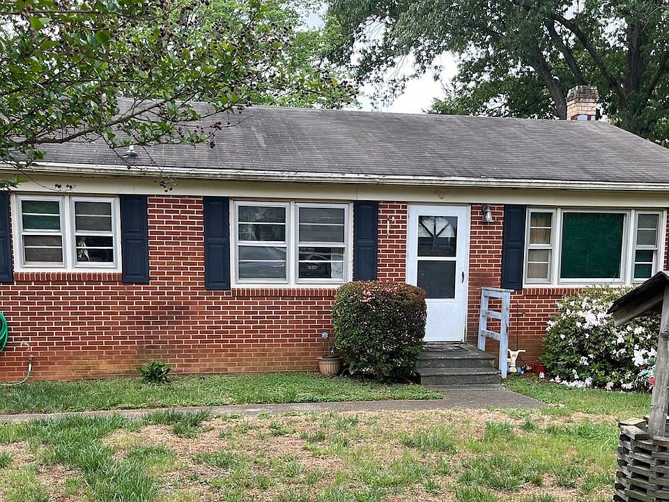 1st image of 374 Locust Ln