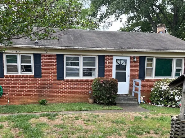 374 Locust Ln, Ruckersville, VA 22968