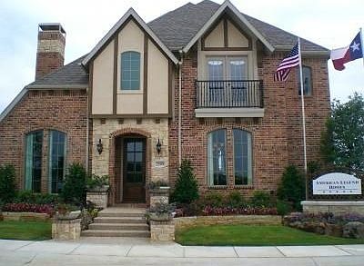1st image of 609 Belhaven Dr