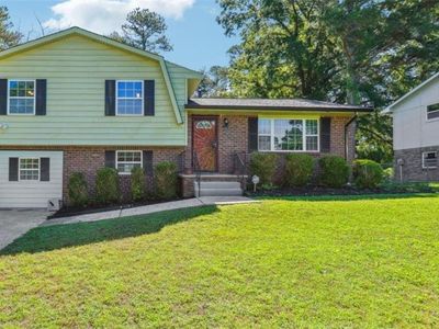 8760 Homewood Dr, Riverdale, GA, 30274