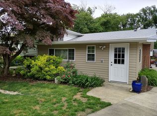 706 Downs Dr, Silver Spring, MD 20904