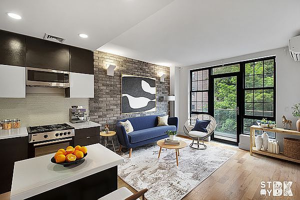 1st image of 376 Franklin Ave APT 4A
