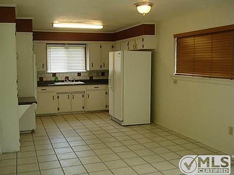 4th image of 5429 Stephanie Dr