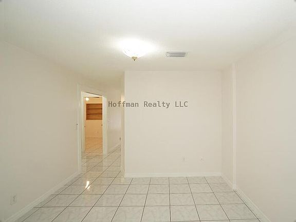 2nd image of 3106 W La Salle St