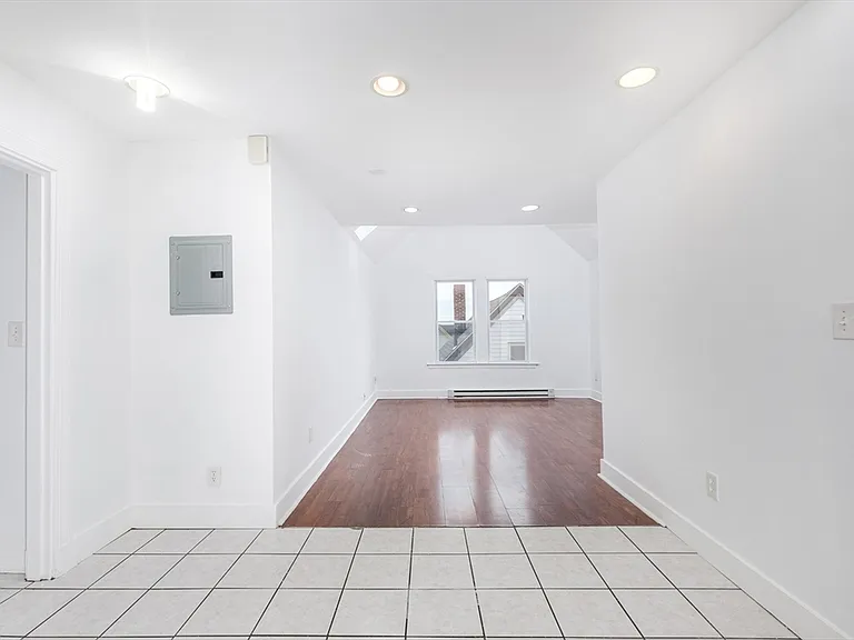 35-37 Calhoun Ave #3 — Photo 7