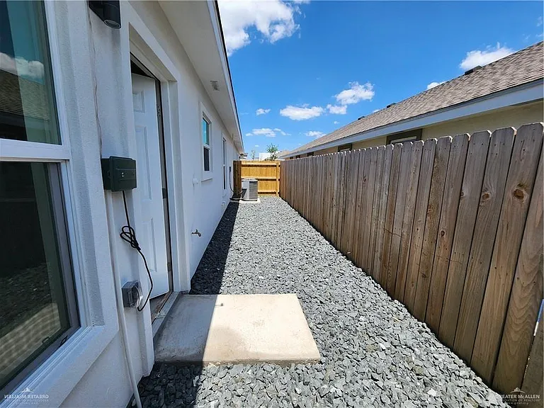 3600 Frio Ave #2 — Photo 21