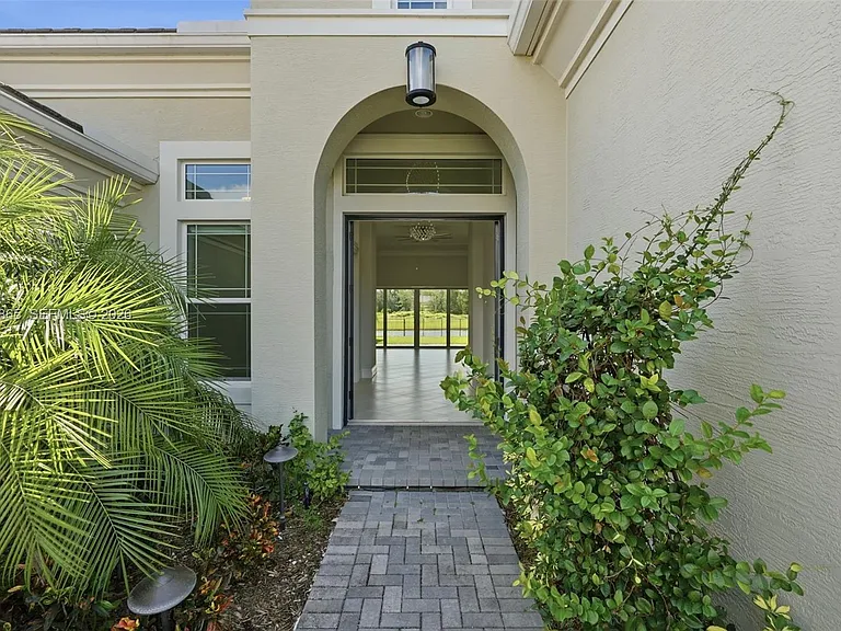 4662 Estates Cir — Photo 90