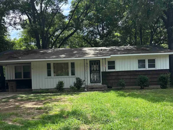 211 Laney Dr, Forrest City, AR 72335