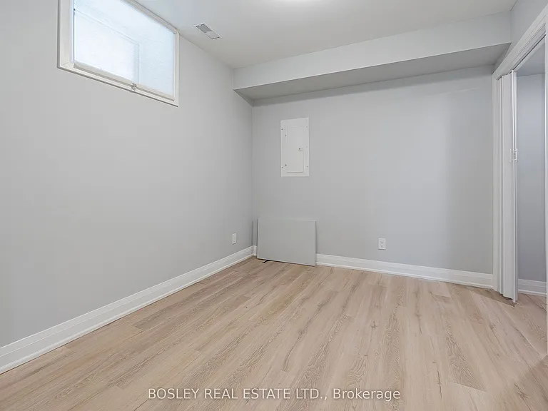 581 Old Weston Rd #BASEMENT — Photo 5