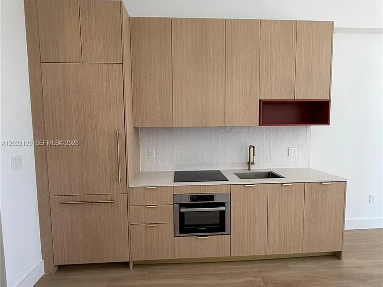 90 NE 32nd St #1110 — Photo 1