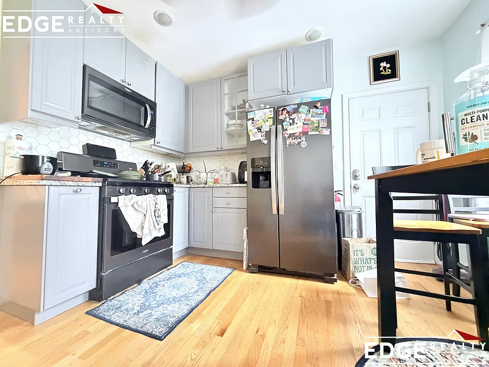 5-7 Weitz St #2