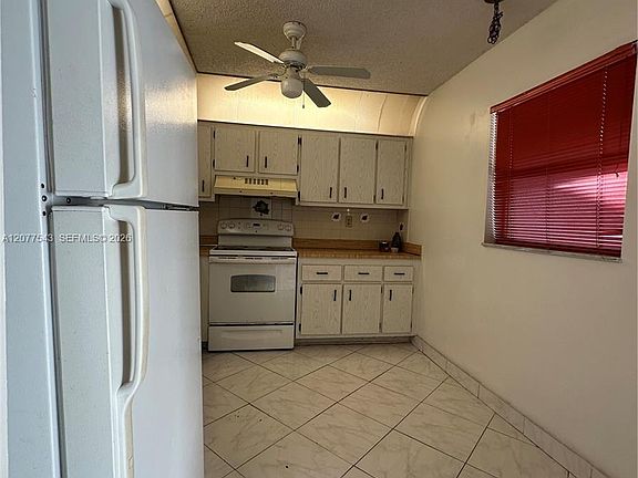 3rd image of 1830 SW 81st Ave APT 4310