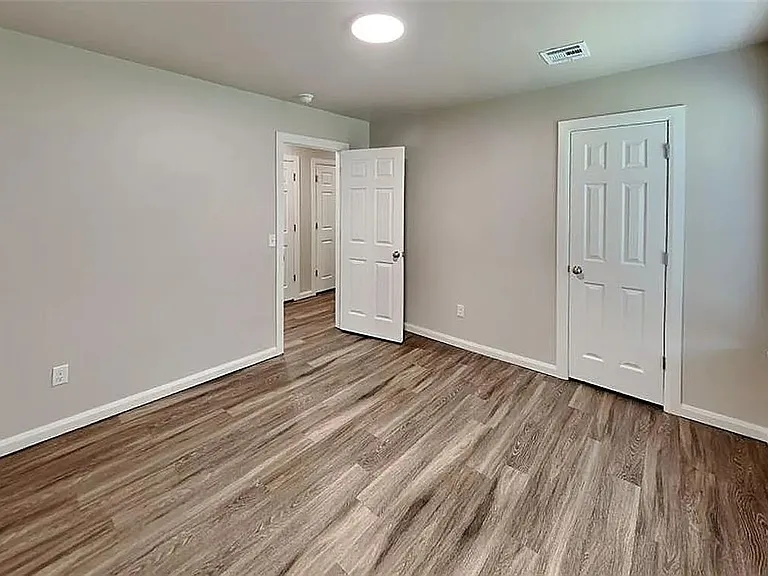 1104 Ashton Ln — Photo 18