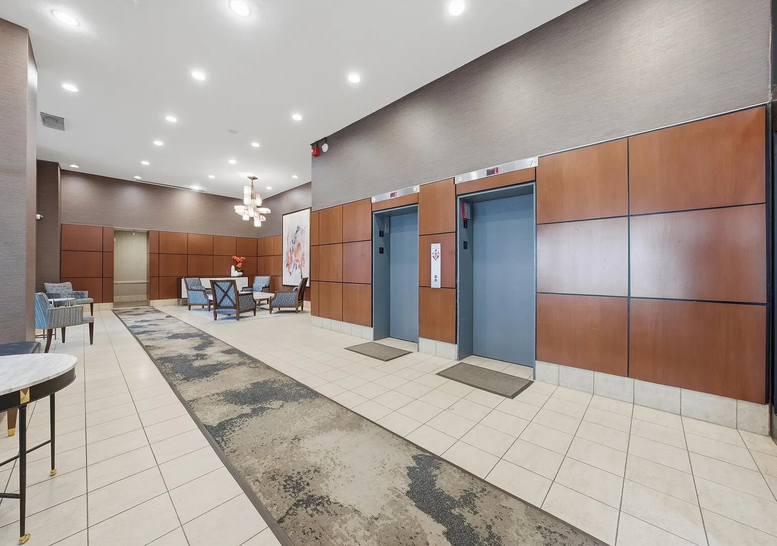 1 bed, $2,300 — Photo 3