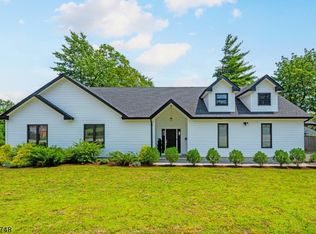 190 S Valley Rd, West Orange, NJ 07052