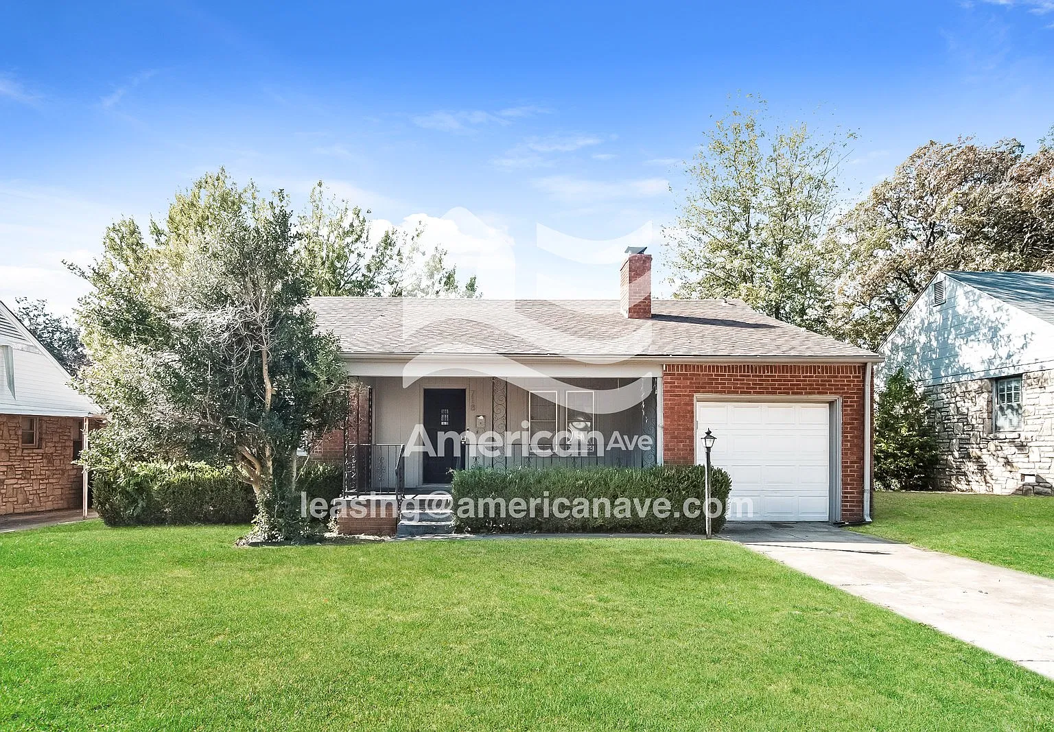 3 bed, 1.5 bath, 1290 sqft, $1,445 — Photo 1