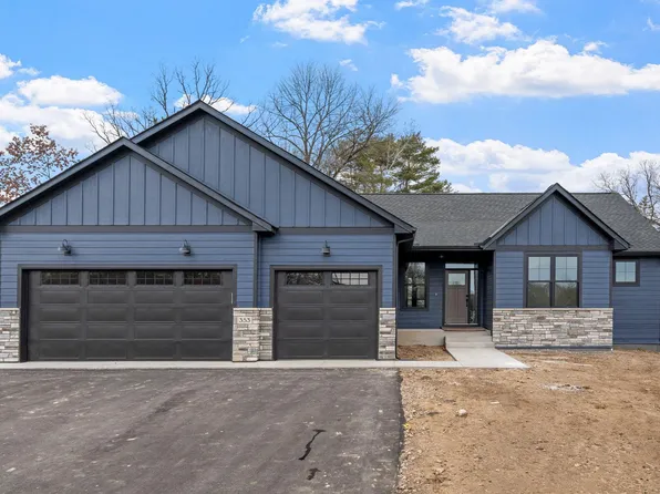 353 Tessier Ct, Vadnais Heights, MN 55127