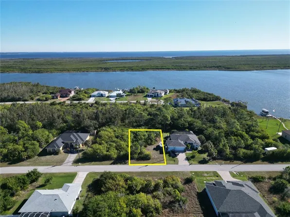 9558 Shelburne Cir #7, Pt Charlotte, FL 33981