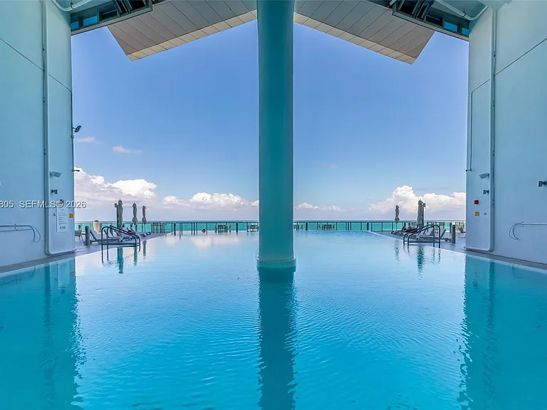 17121 Collins Ave #1406 — Photo 31
