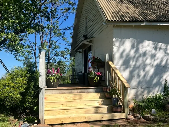 1748 Stony Point Rd, Charlottesville, VA 22911