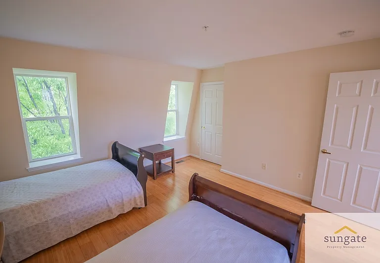 104 N Dallas St — Photo 12