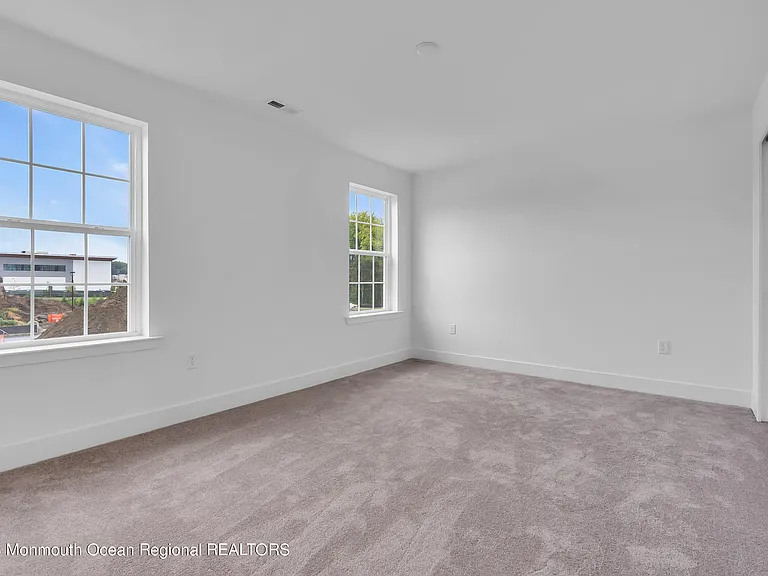110 Woolley Ct — Photo 15