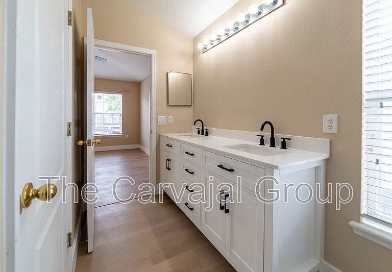 6646 S Goldenrod Rd #A — Photo 26