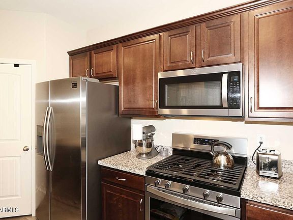 3rd image of 17108 W ORCHID Lane