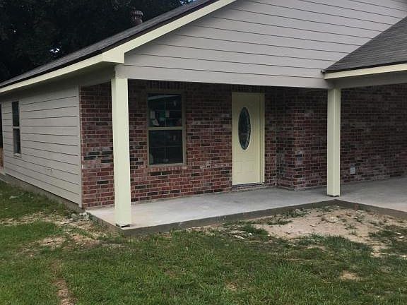 3rd image of 217 Lindsey Cir