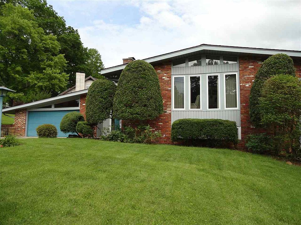 1st image of 93 Lea Hill Dr