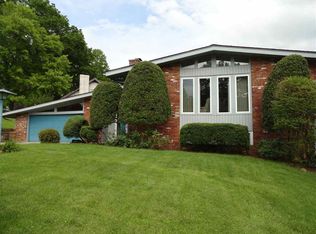 93 Lea Hill Dr, Huntington, WV 25705