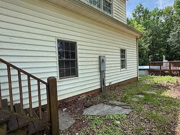 3rd image of 1304 McCormick Hwy