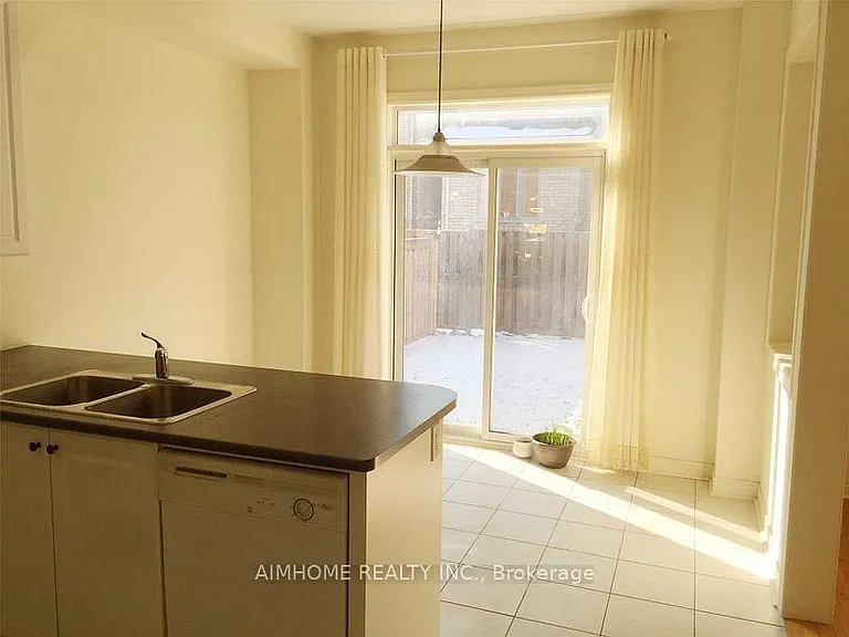 34 Prebble Dr — Photo 6