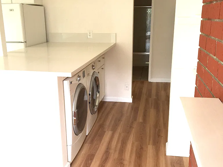 419 Hill St #4 — Photo 6
