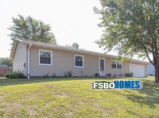 13907 143rd St W, Taylor Ridge, IL 61284