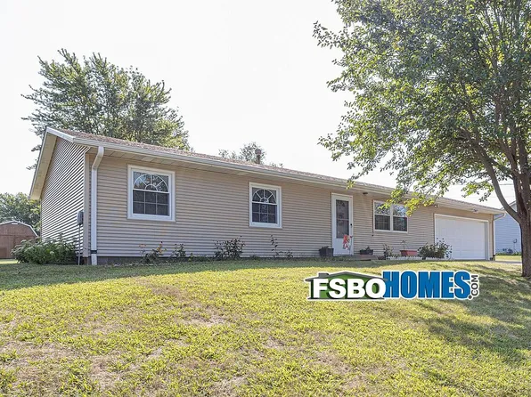 13907 143rd St W, Taylor Ridge, IL 61284