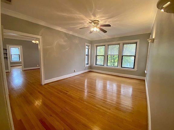 2nd image of 3236 W Balmoral Ave #2W