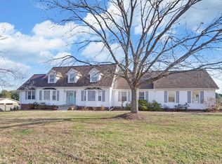 644 Acre Est, Toccoa, GA 30577