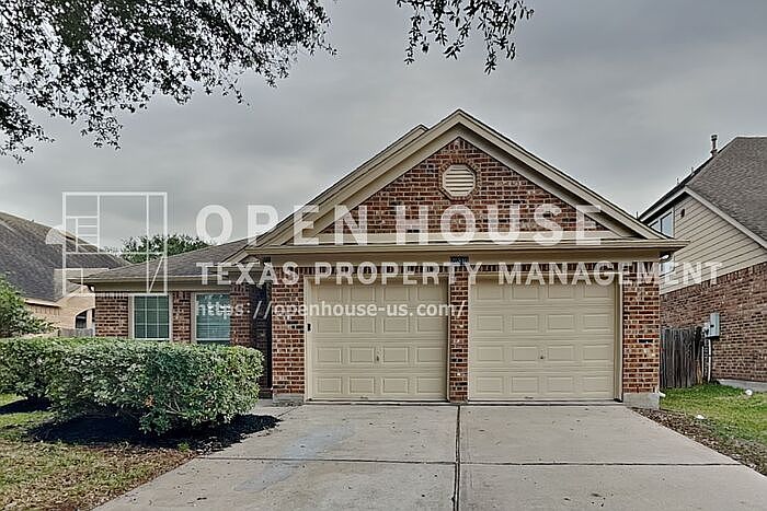 1st image of 25810 Palmdale Estate Dr