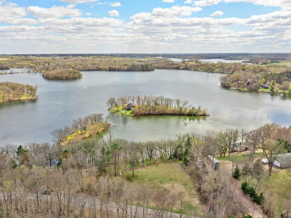 21115 Elkview Cir, Richmond, MN 56368