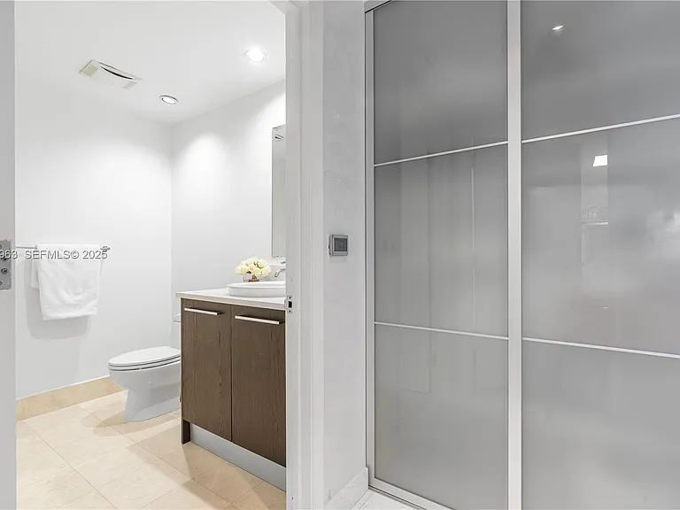 17121 Collins Ave #903 — Photo 18
