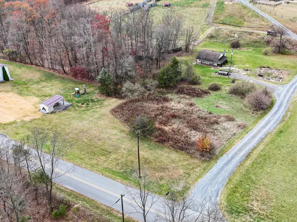 Oliver Ln, Mc Connellsburg, PA 17233