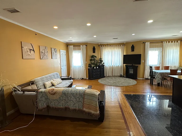 2841 Ford St #2 — Photo 9