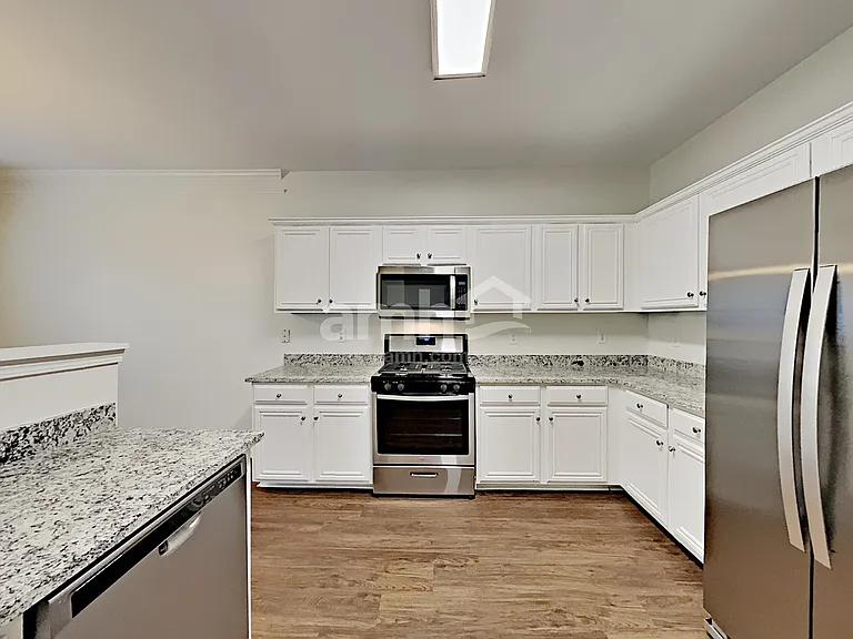4125 Arch Pass — Photo 5