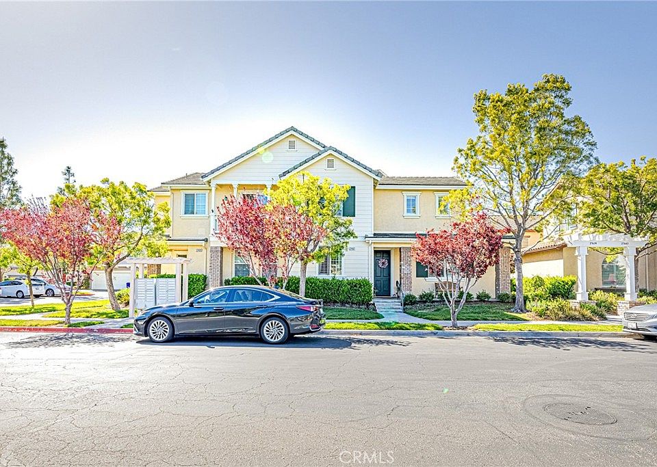 1st image of 27437 Coldwater Dr