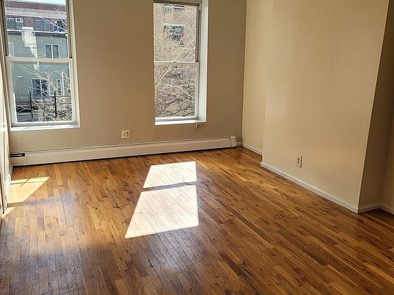 4th image of 874 De Kalb Ave #3A