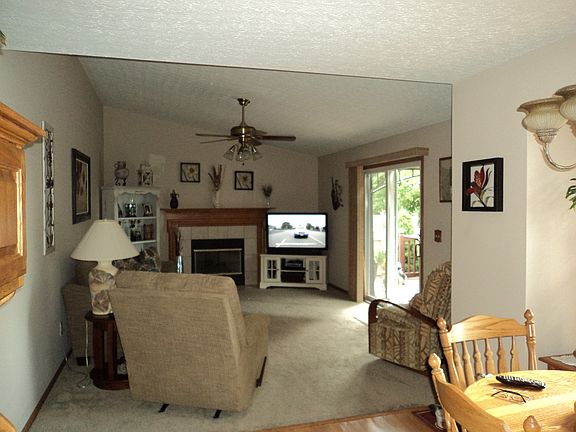 5th image of 5347 Victoria St