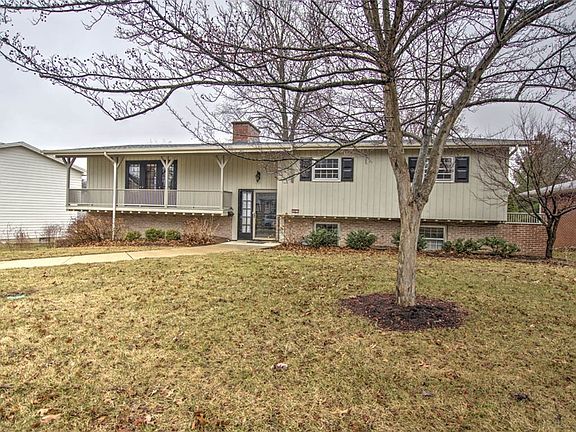 3rd image of 681 W Karen Ct