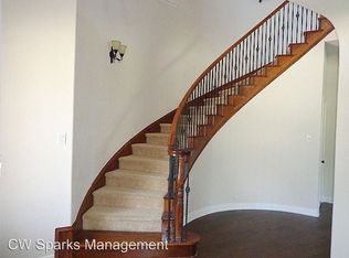 8615 Laurel Canyon Rd, Irving, TX 75063