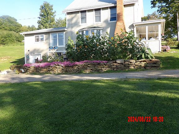 2nd image of 60 Black Rd